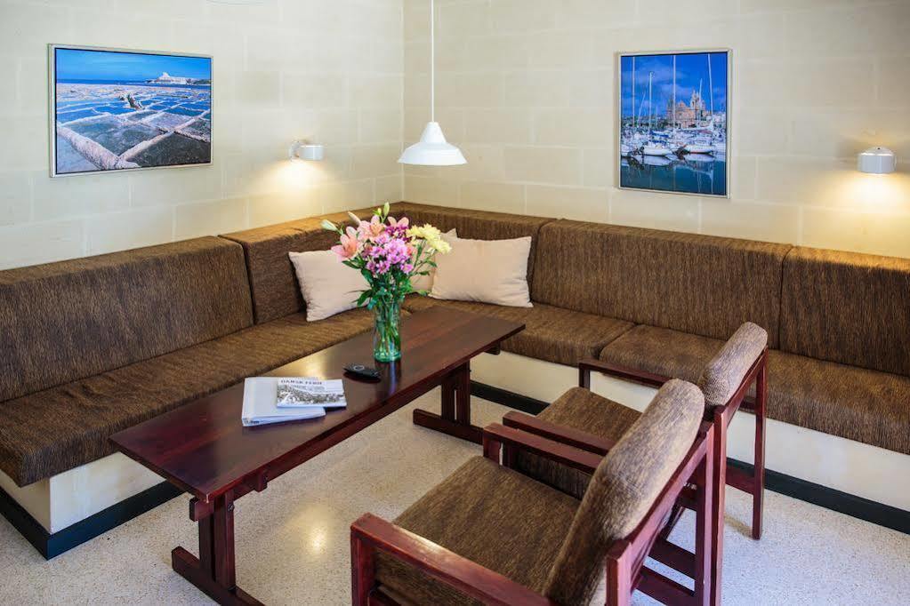 Mellieha Holiday Centre Buitenkant foto
