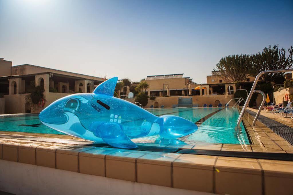 Mellieha Holiday Centre Buitenkant foto