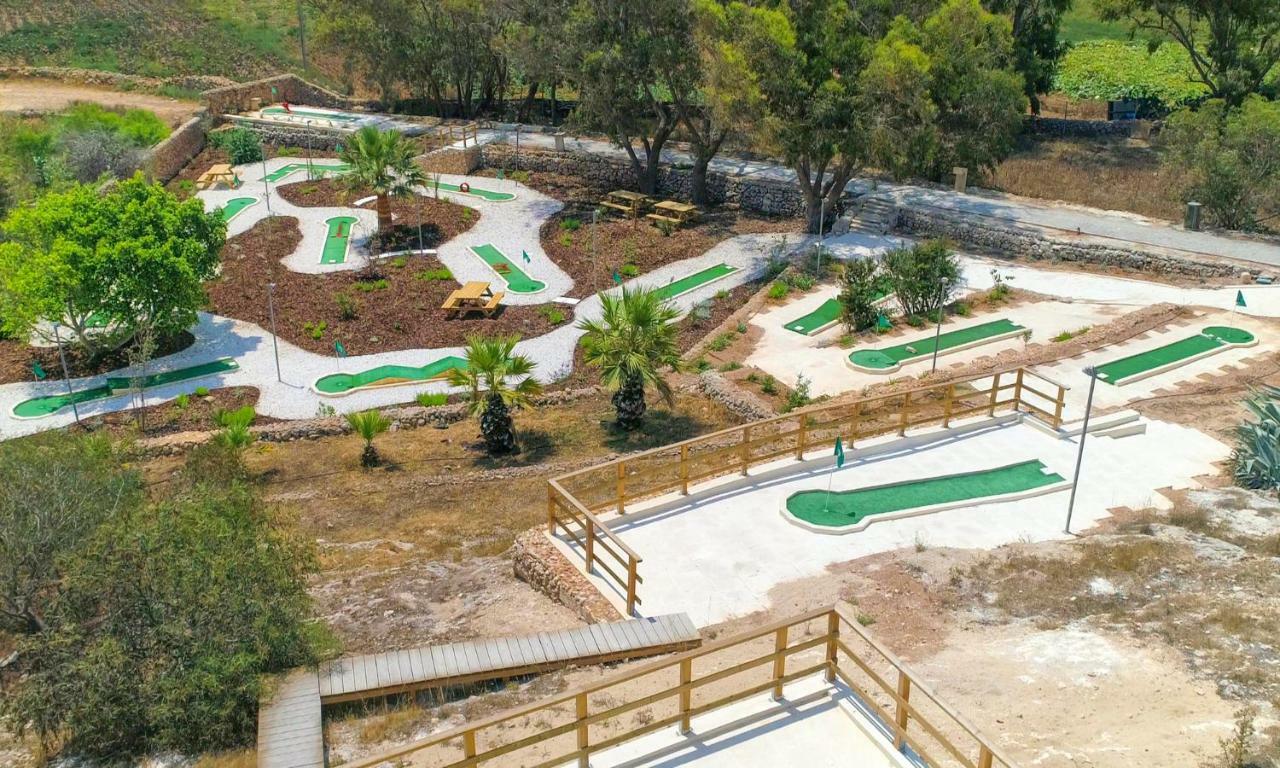 Mellieha Holiday Centre Buitenkant foto