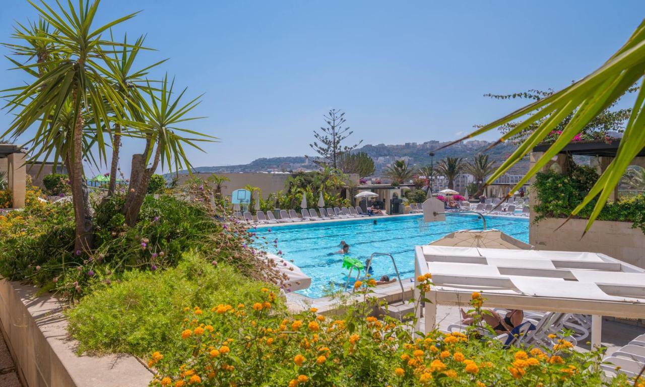 Mellieha Holiday Centre Buitenkant foto
