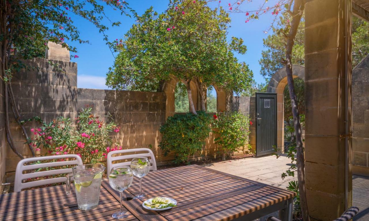 Mellieha Holiday Centre Buitenkant foto