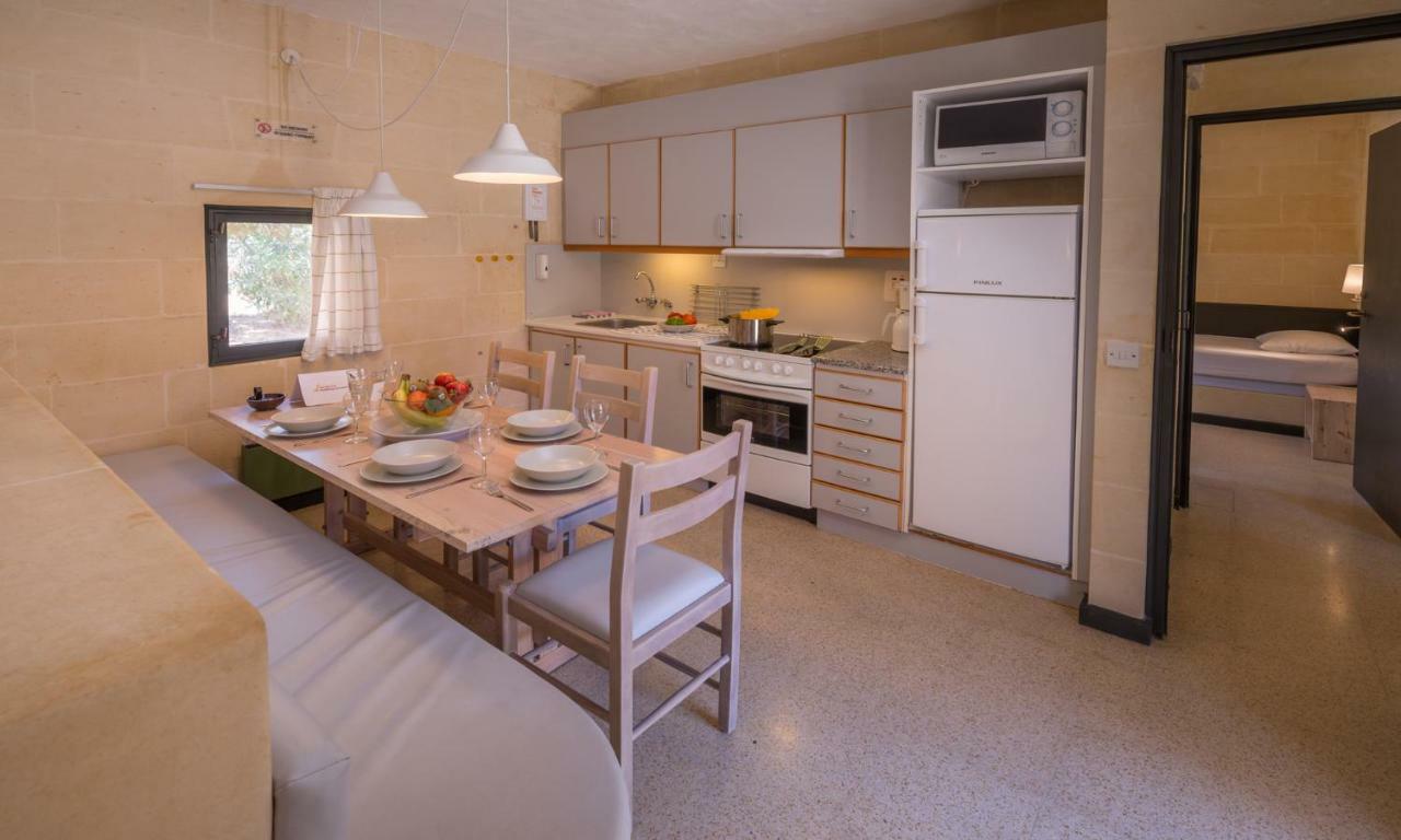 Mellieha Holiday Centre Buitenkant foto