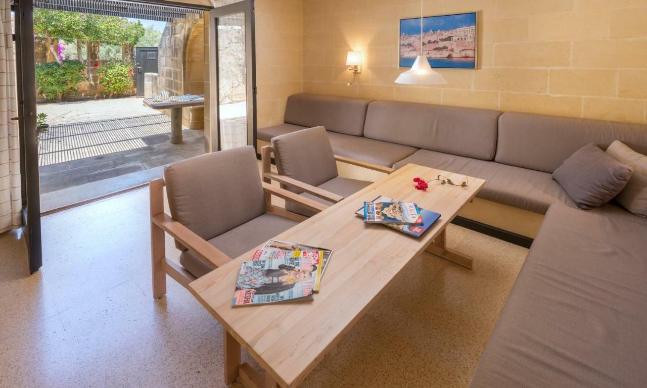 Mellieha Holiday Centre Buitenkant foto